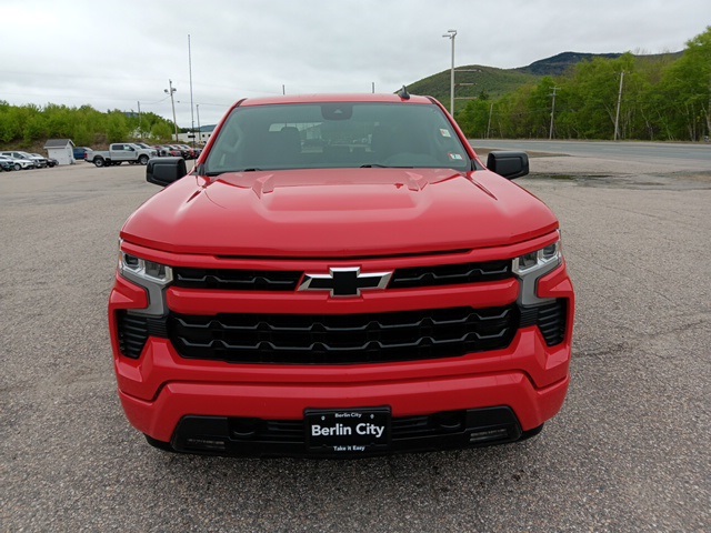 2022 Chevrolet Silverado 1500 RST photo 2