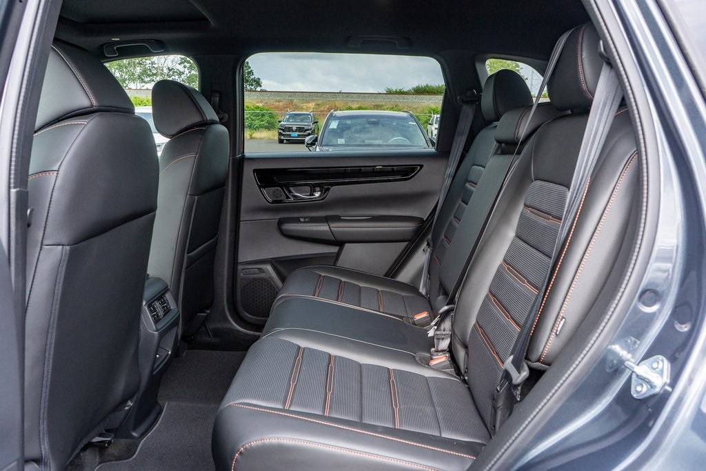 2026 Honda CR-V Hybrid Sport Touring photo 7