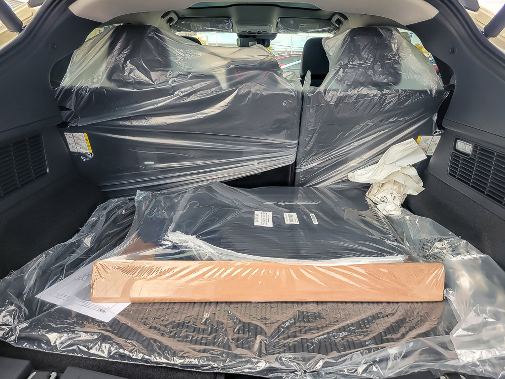 2025 FORD MUSTANG MACH-E - Image 23