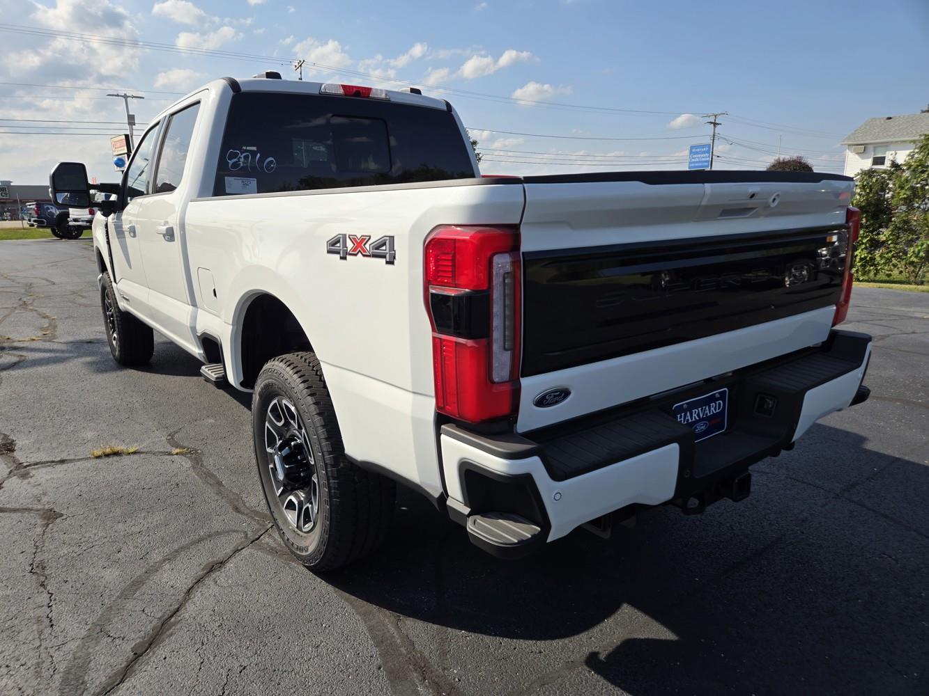 2026 Ford F-350 Platinum photo 4
