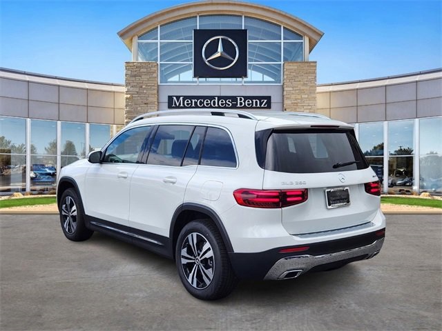 2025 Mercedes Benz GLB 250 4MATIC photo 2