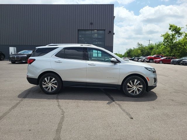 2022 Chevrolet Equinox Premier photo 2