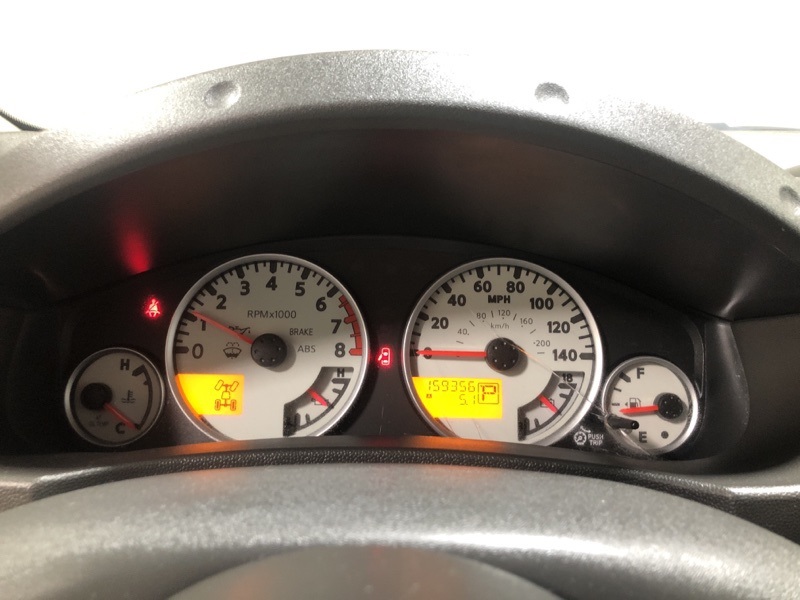 2011 Nissan Frontier PRO-4X photo 20