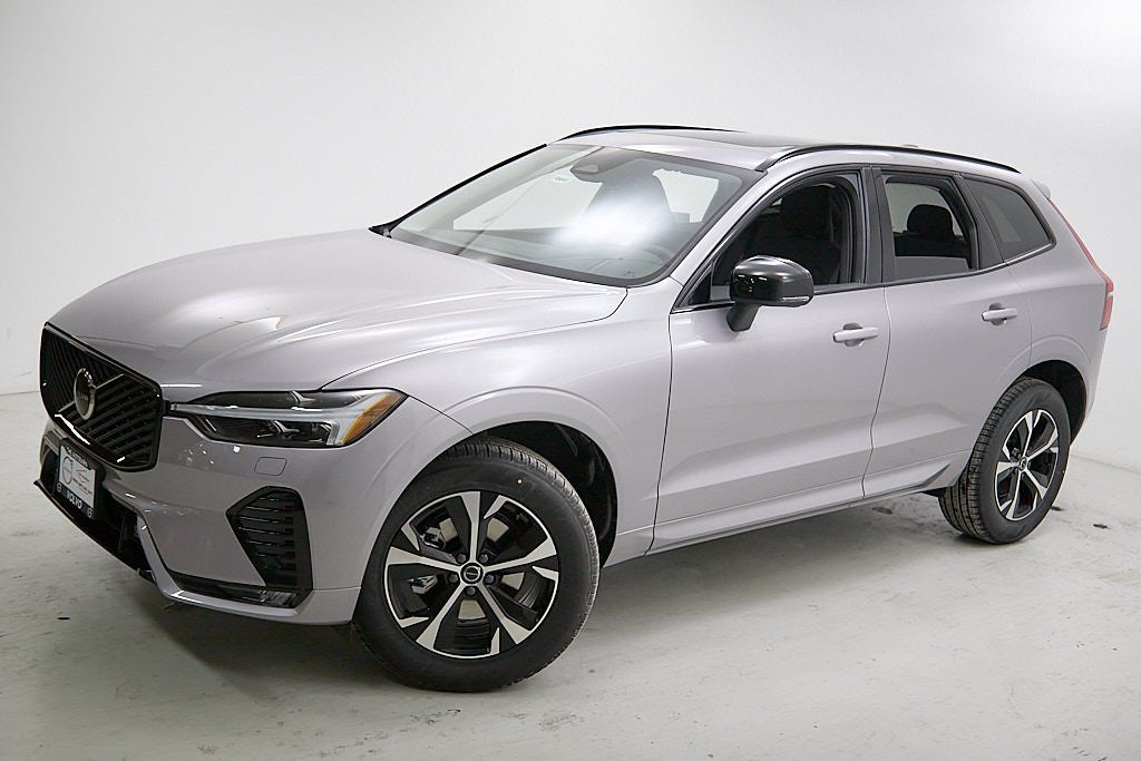 2026 VOLVO XC60 - Image 2
