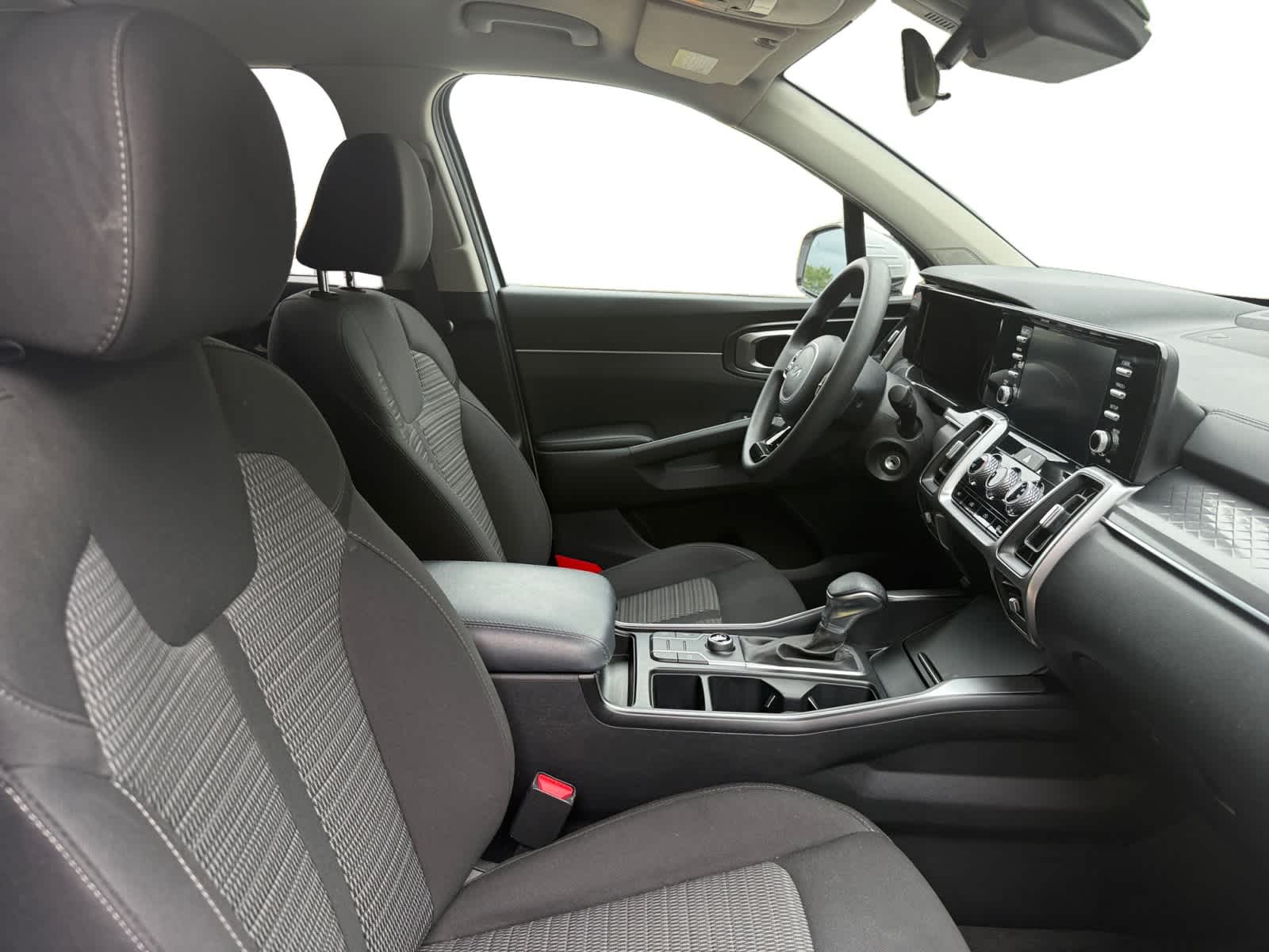 2023 Kia Sorento LX photo 13
