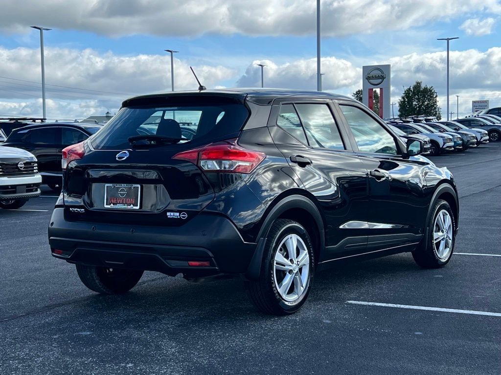 2020 Nissan Kicks S photo 4