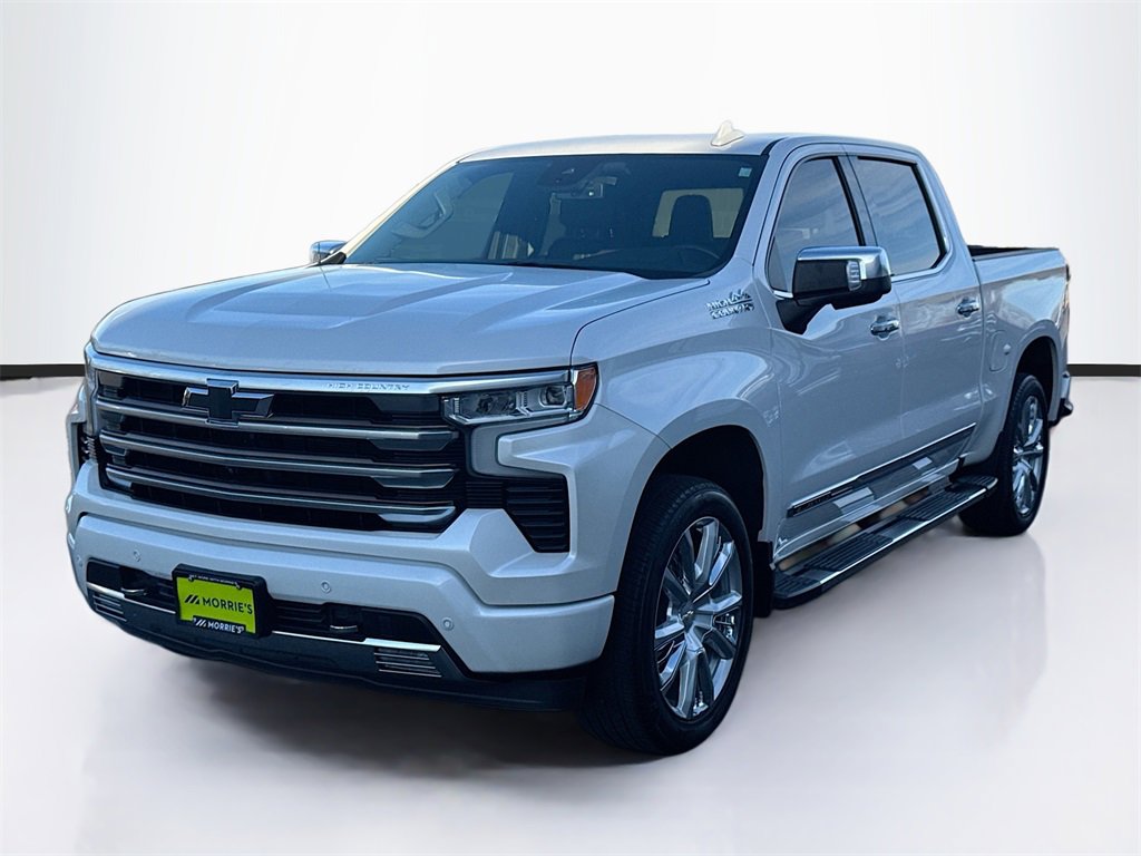 2022 Chevrolet Silverado 1500 High Country photo 3