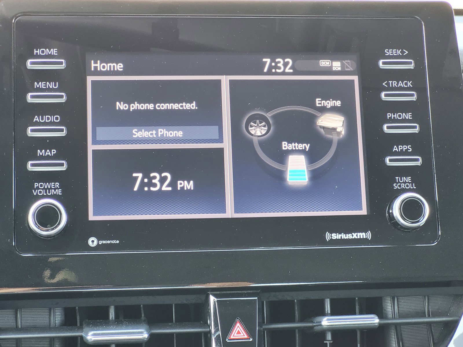 2023 Toyota Camry Hybrid LE photo 16