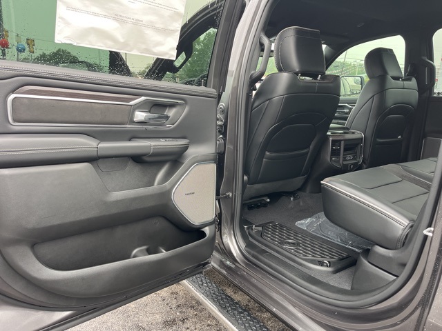 2026 Ram 1500 Laramie photo 7