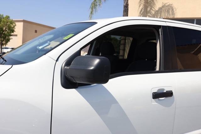 2023 Nissan Titan SV photo 11
