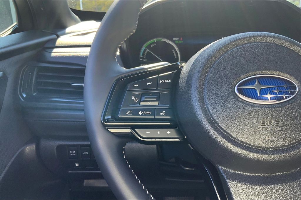 2025 Subaru Forester Premium photo 16