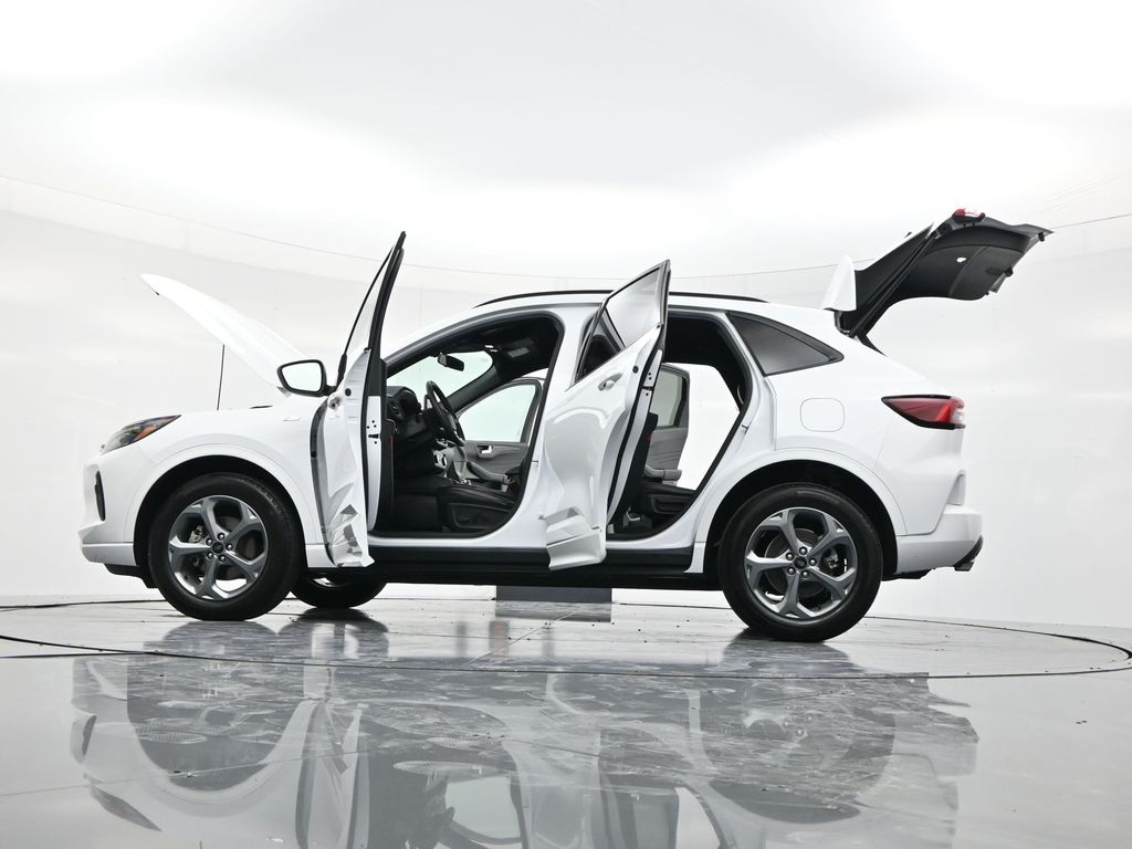 2023 Ford Escape ST-Line photo 51