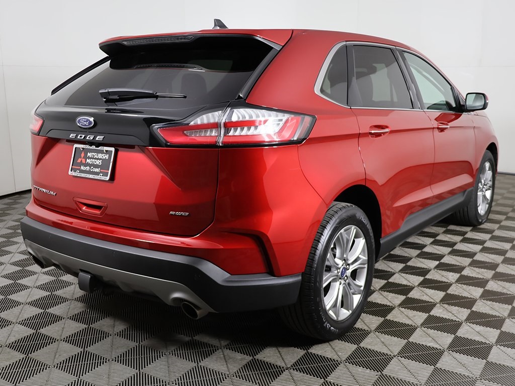 2022 Ford Edge Titanium photo 9