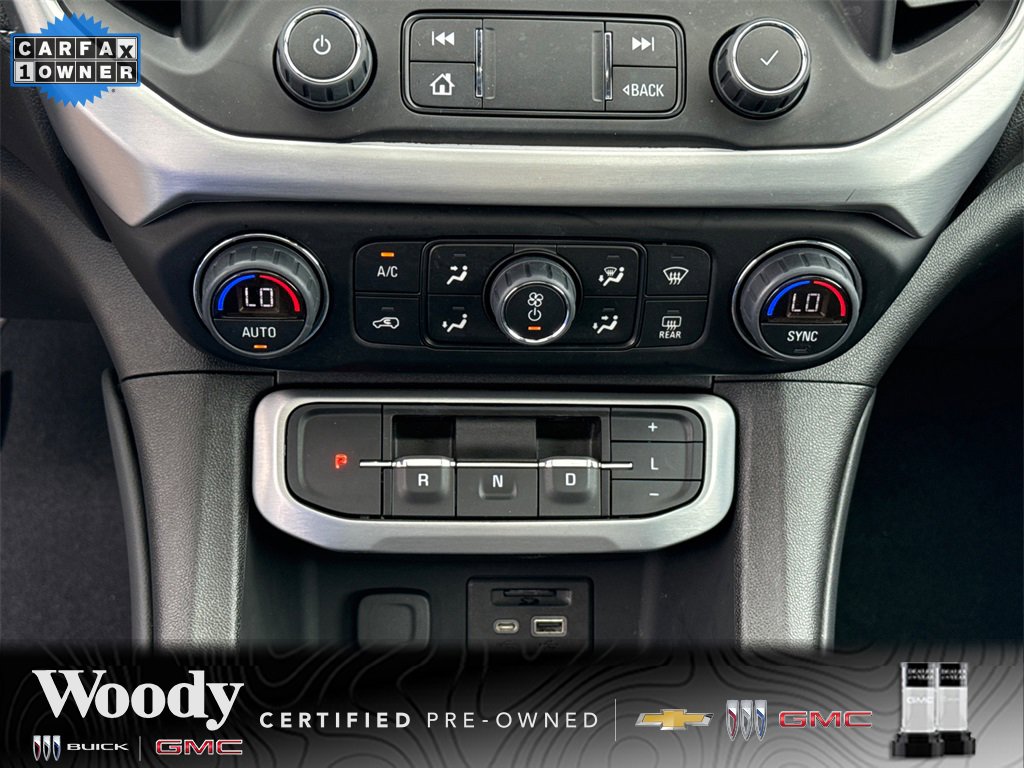 2022 Gmc Acadia SLT photo 24