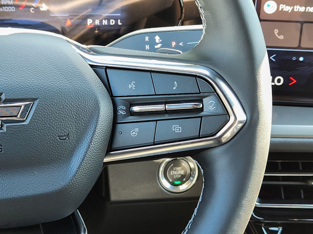 2025 Chevrolet Traverse photo 35