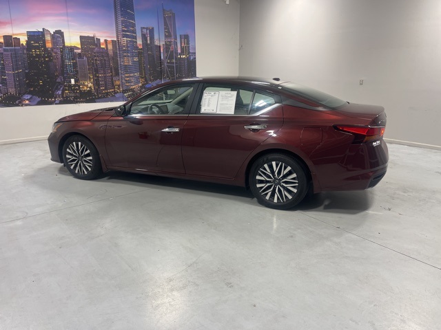 2024 Nissan Altima 2.5 SV photo 3