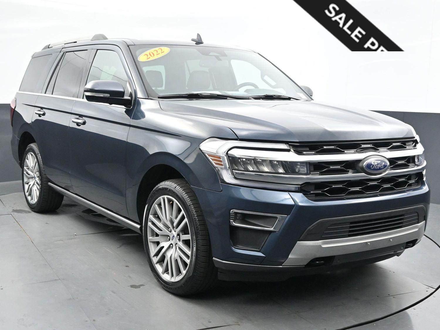 2022 Ford Expedition Limited's photo