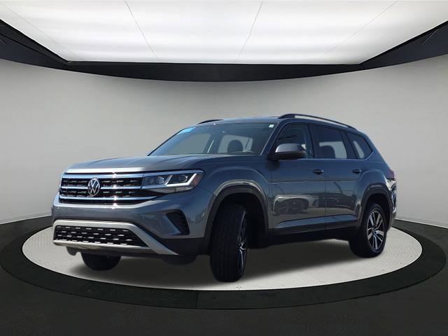 2022 Volkswagen Atlas SE photo 2