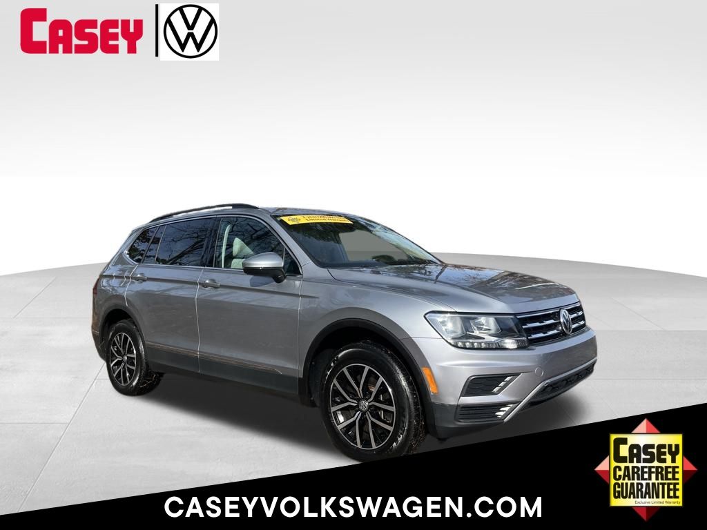 2021 Volkswagen Tiguan SE's photo