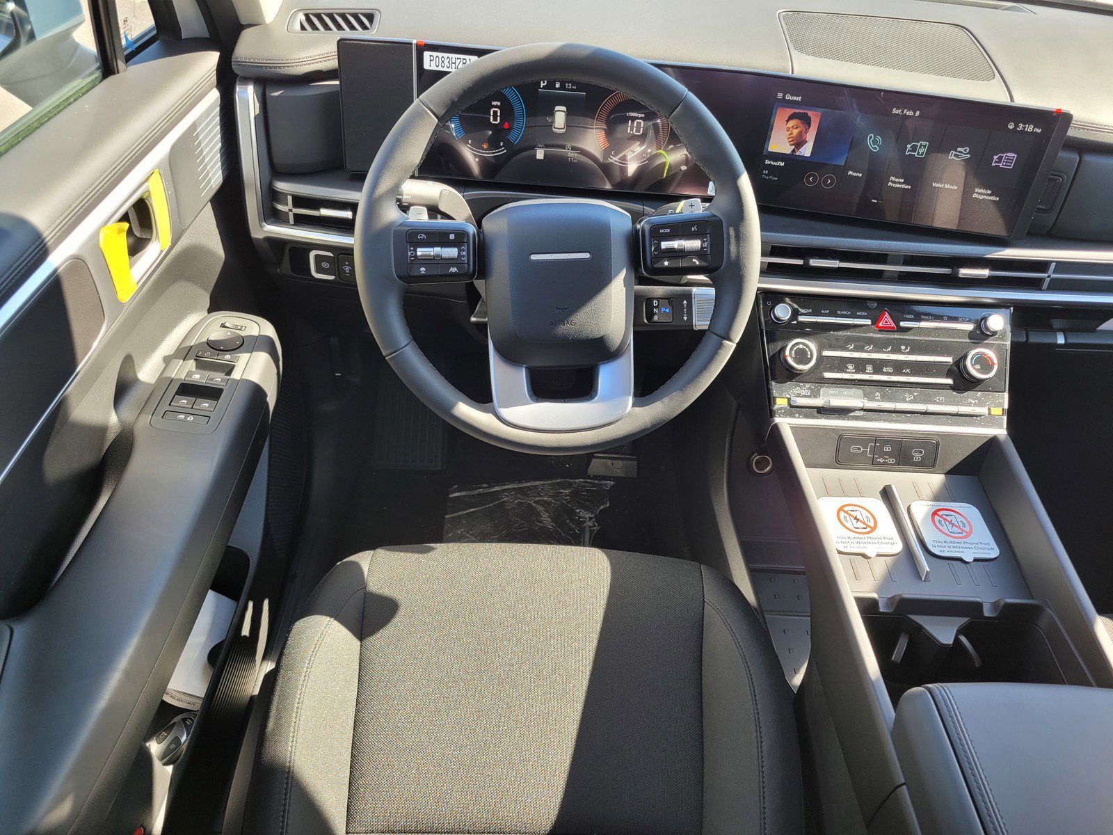 2025 Hyundai Santa Fe SE photo 3