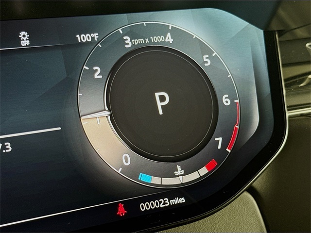 2025 Land Rover Range Rover SE photo 12