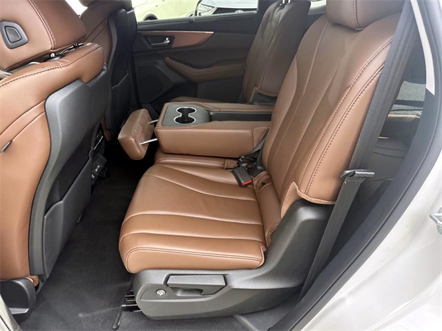 2023 Acura MDX Technology SH-AWD photo 17