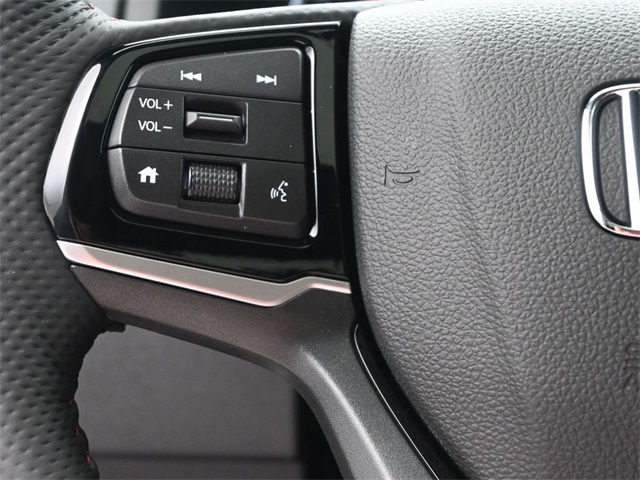 2026 Honda Ridgeline Black Edition photo 2