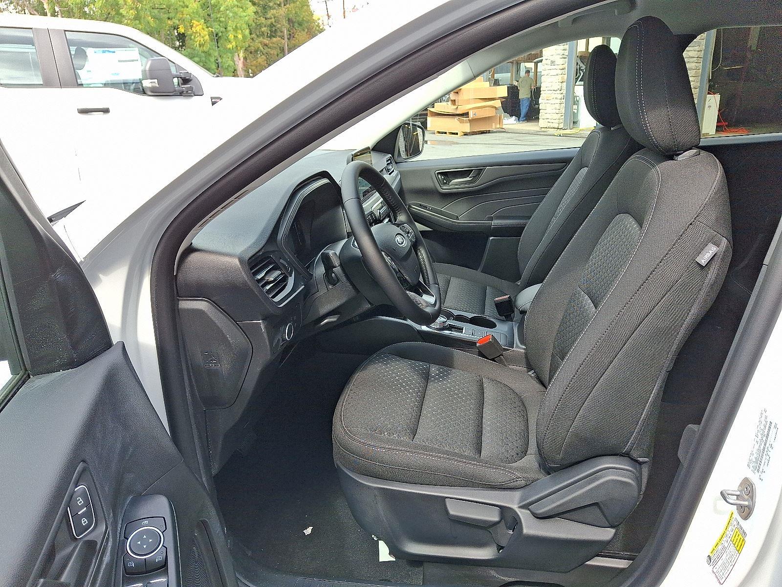 2025 Ford Escape Active photo 7