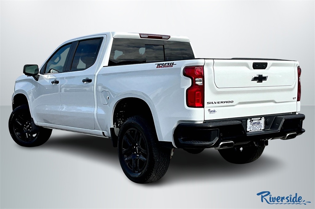 2022 Chevrolet Silverado 1500 LT Trail Boss photo 4