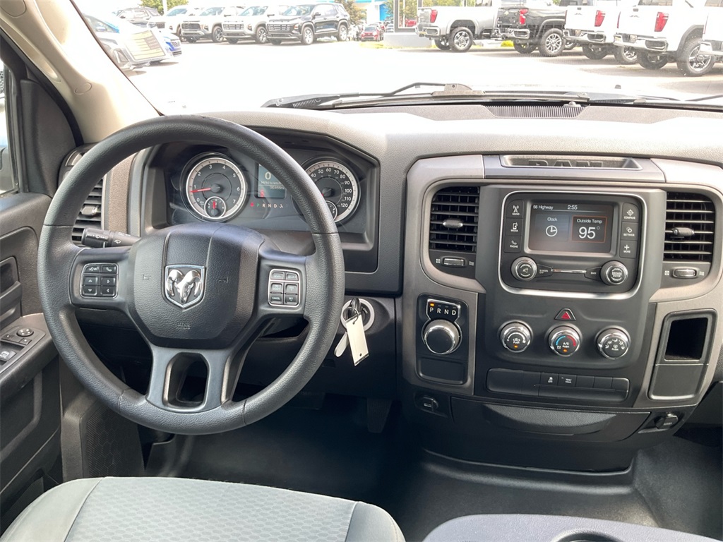 2019 Ram 1500 Classic Express photo 17