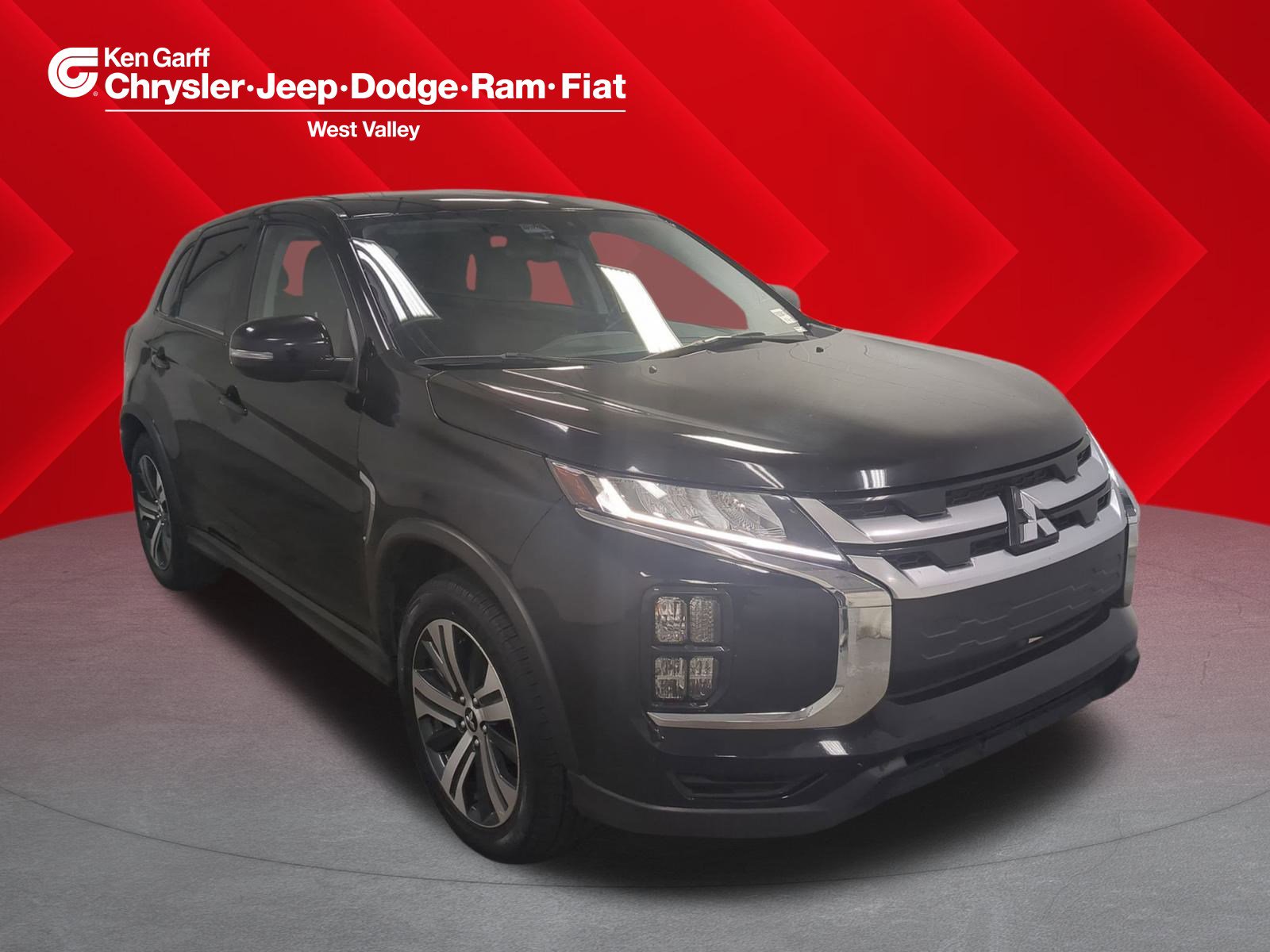 2024 Mitsubishi Outlander Sport SE's photo