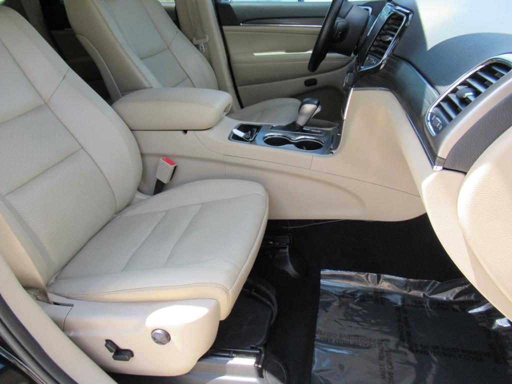2020 Jeep Grand Cherokee Limited photo 8