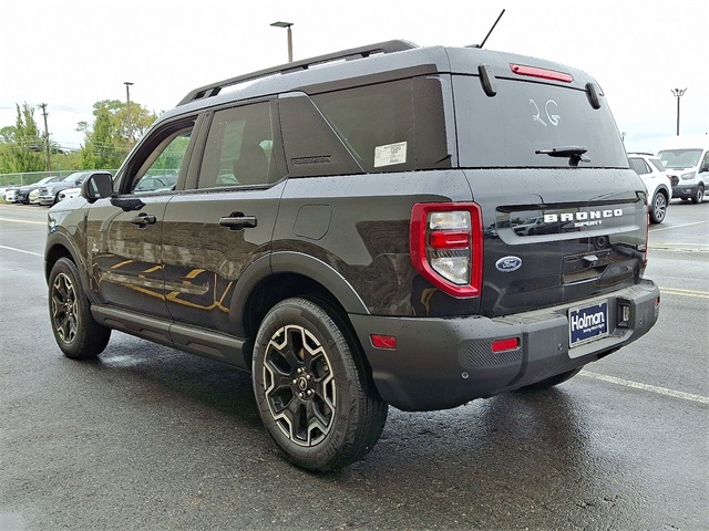 2025 Ford Bronco Sport Outer Banks photo 3