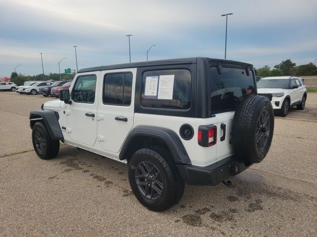 2024 Jeep Wrangler Sport S photo 17
