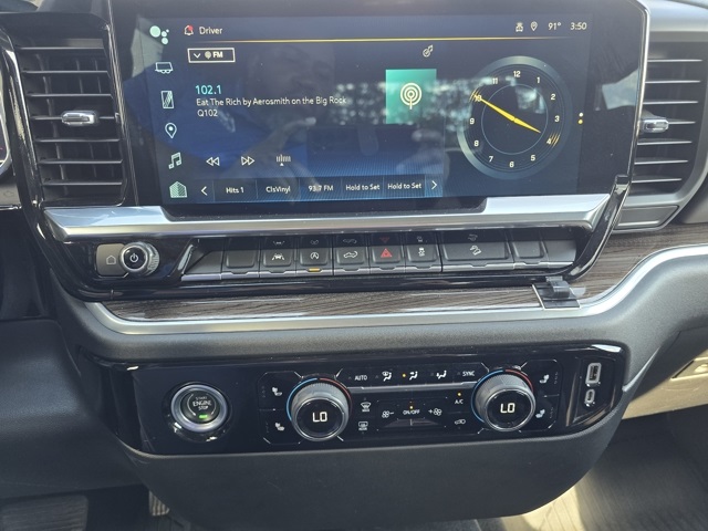 2023 Chevrolet Silverado 1500 LT photo 11