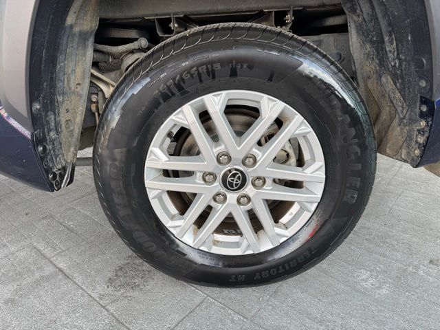 2022 Toyota Tundra SR5 photo 3