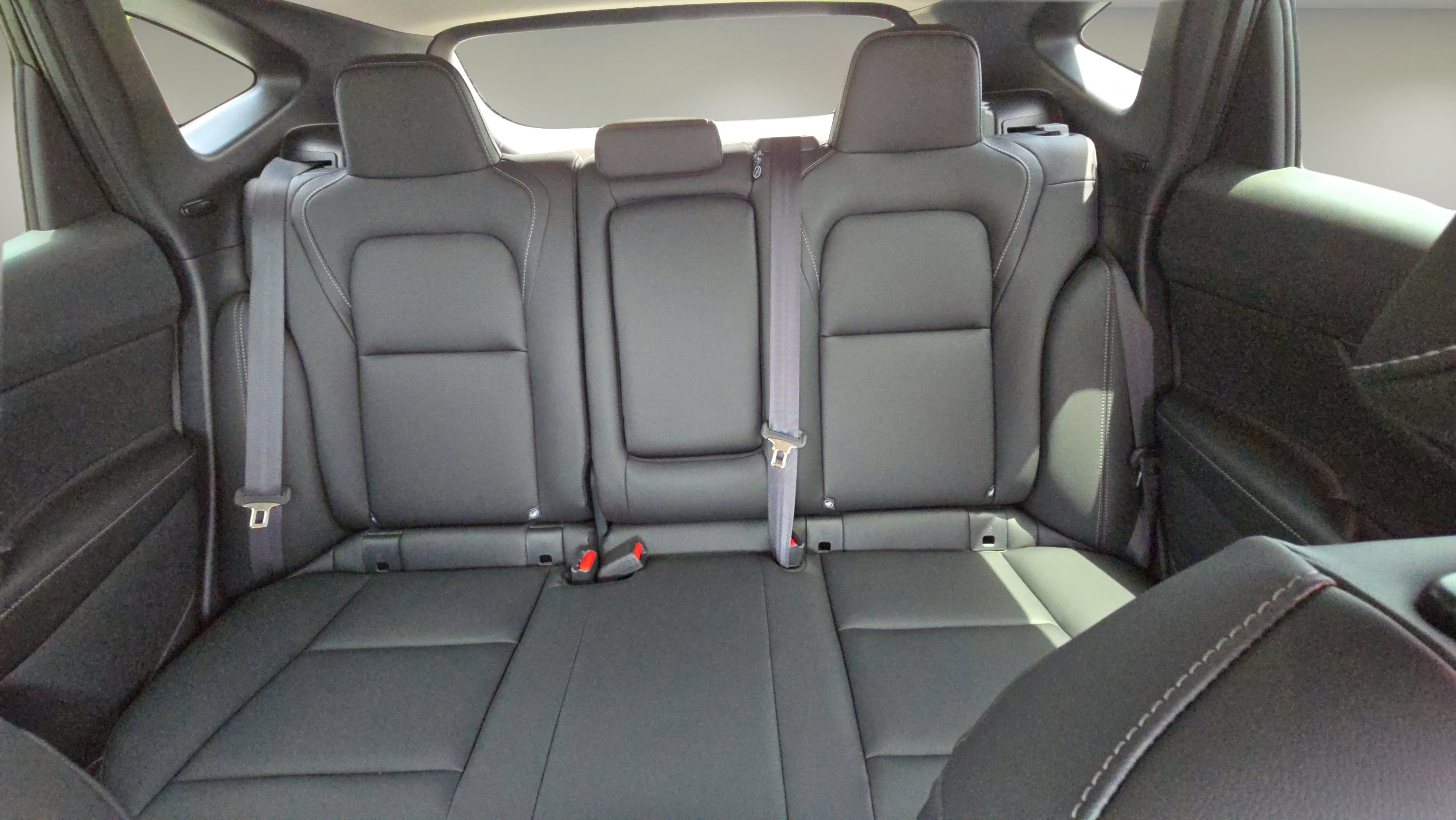 2025 Nissan Murano SV photo 12
