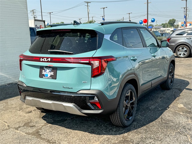 2026 Kia Seltos EX photo 4
