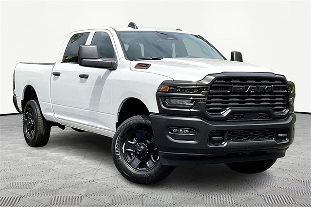 NEW 2025 RAM 3500 TRADESMAN CREW CAB 4X4 6'4' BOX
