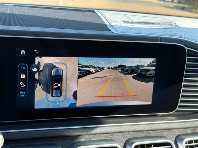 2026 Mercedes Benz GLS 450 4MATIC photo 16