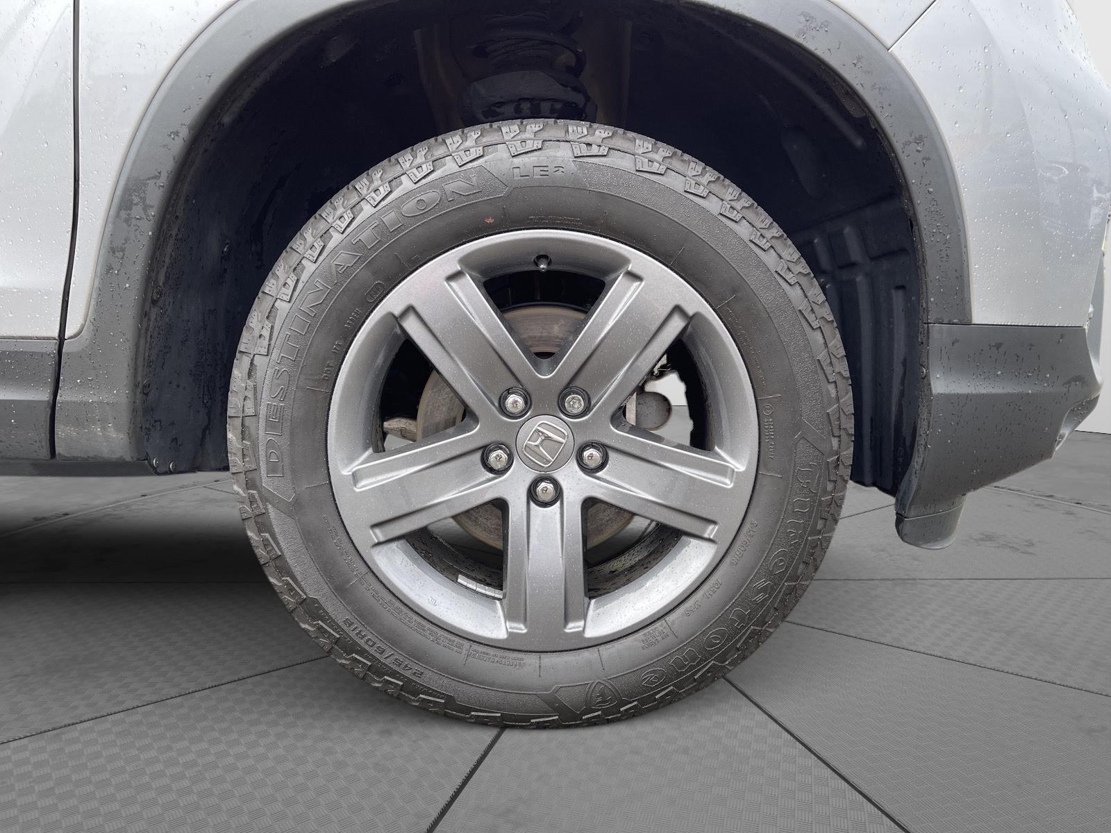 2023 Honda Ridgeline RTL photo 17
