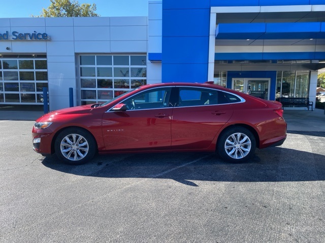 Used 2024 Chevrolet Malibu 1LT with VIN 1G1ZD5ST7RF144230 for sale in Kendallville, IN
