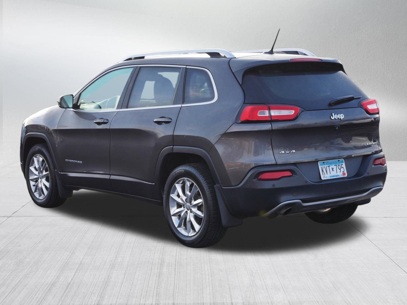 2015 Jeep Cherokee Limited photo 3