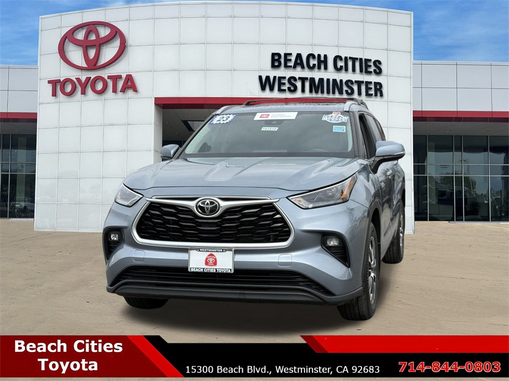 2023 Toyota Highlander XLE photo 4