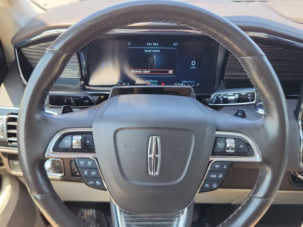 2022 Lincoln Navigator Black Label photo 17