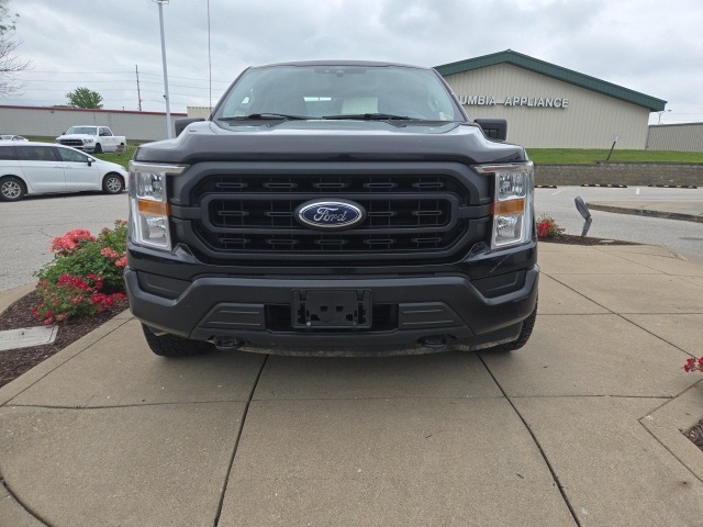 2021 Ford F-150 XL photo 2