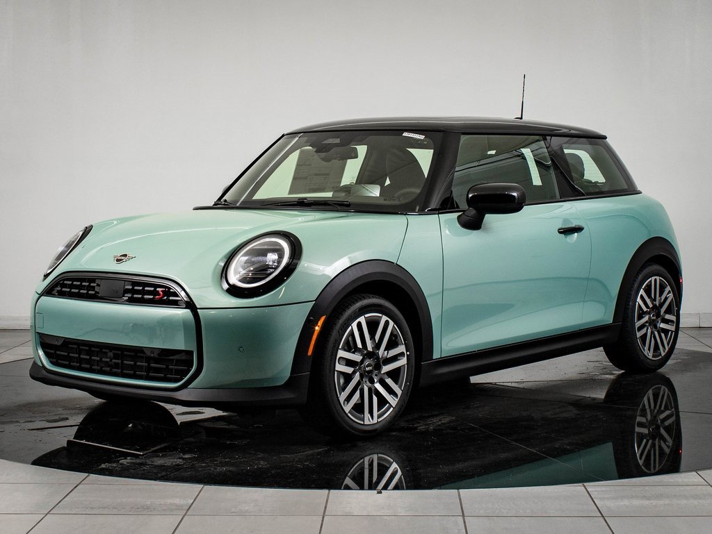 2026 MINI Hardtop 2 Door S's photo