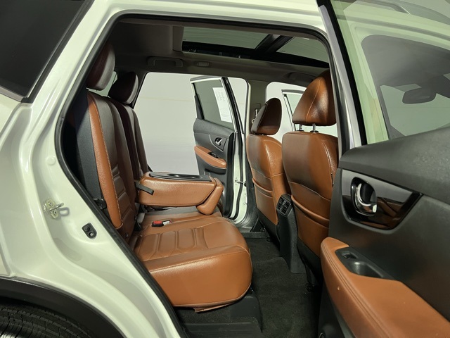 2019 Nissan Rogue SL photo 23