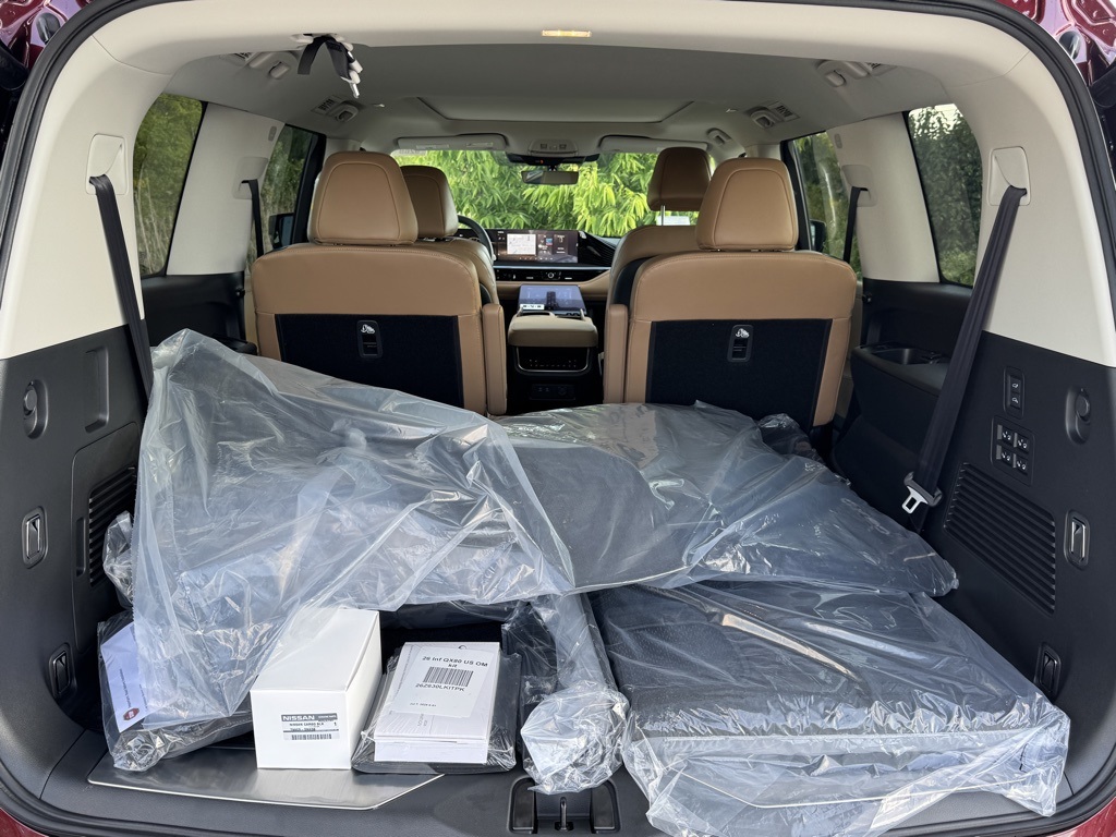2026 Infiniti QX80 Luxe photo 23