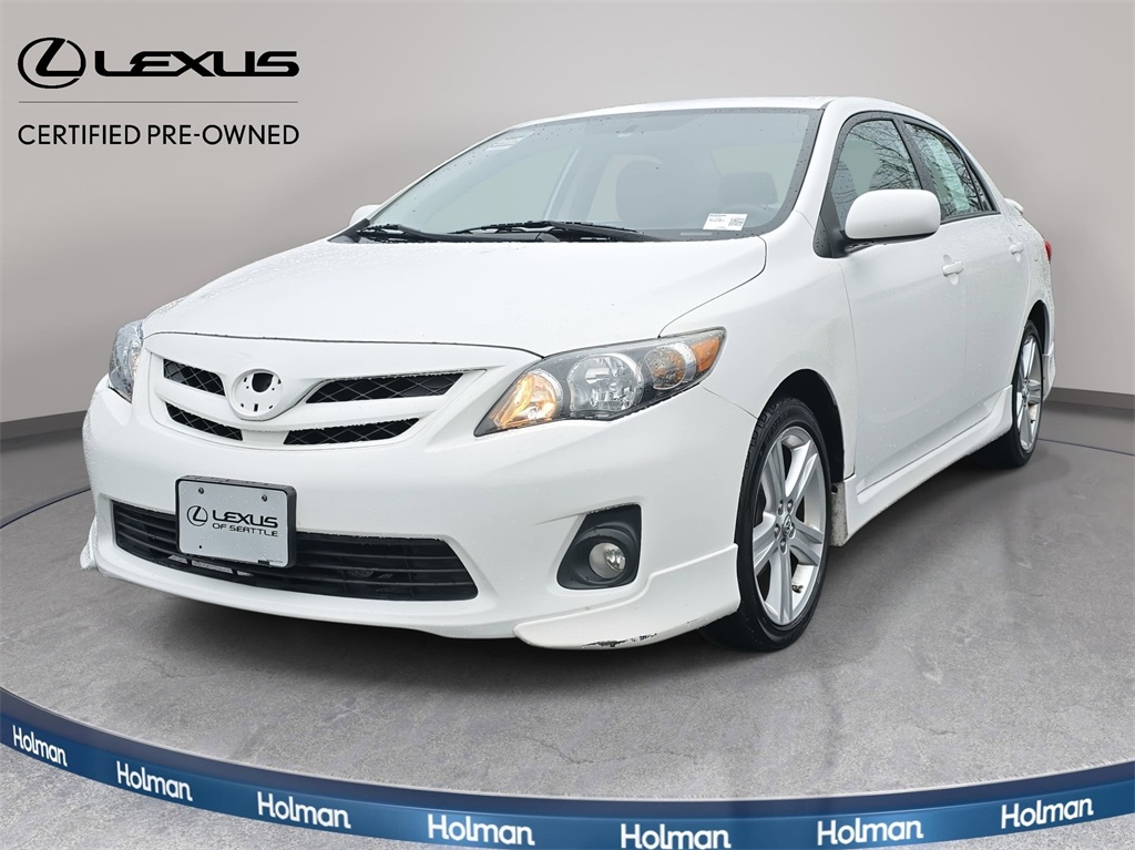 2013 Toyota Corolla S's photo